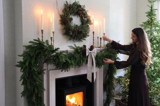 Styling a Mantel for Christmas