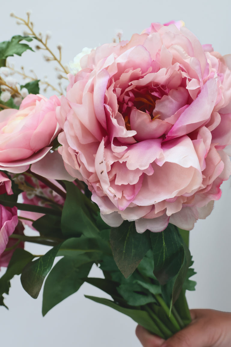 SECONDS Bouquet IV