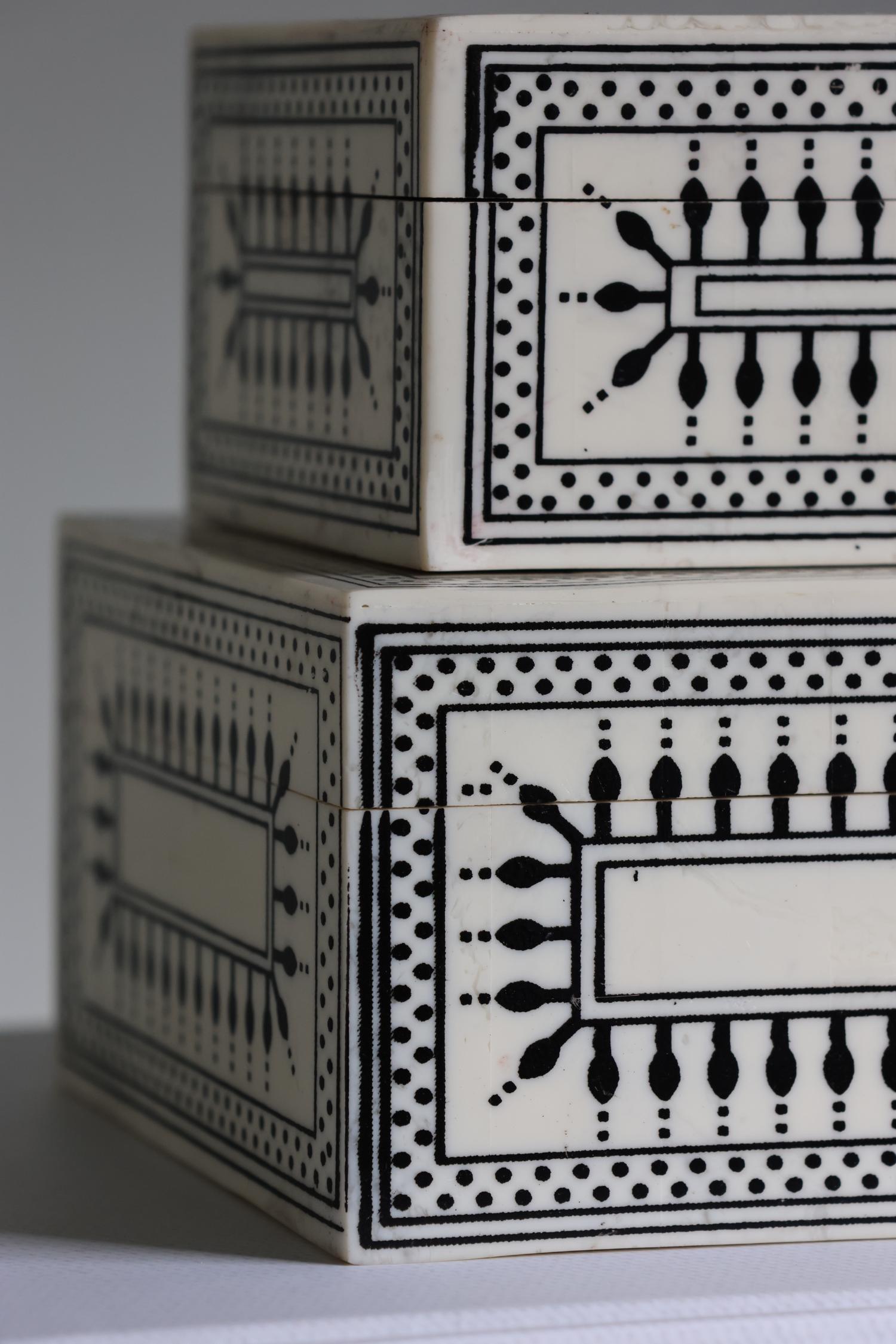 Patterned Resin Box - Set of 2