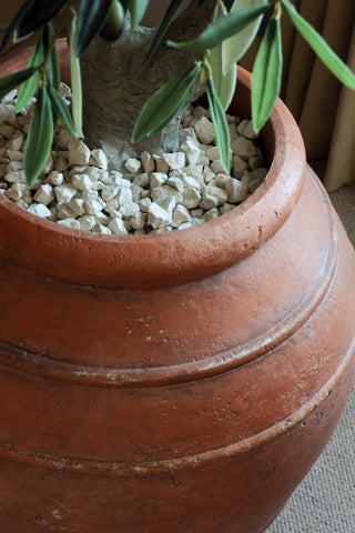 Ultra-Lite Wickham Planter