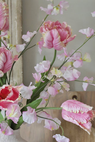 The Pink Bouquet and Vase Gift Bundle