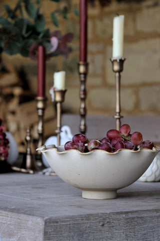 Ruffled Edge Footed Bowl