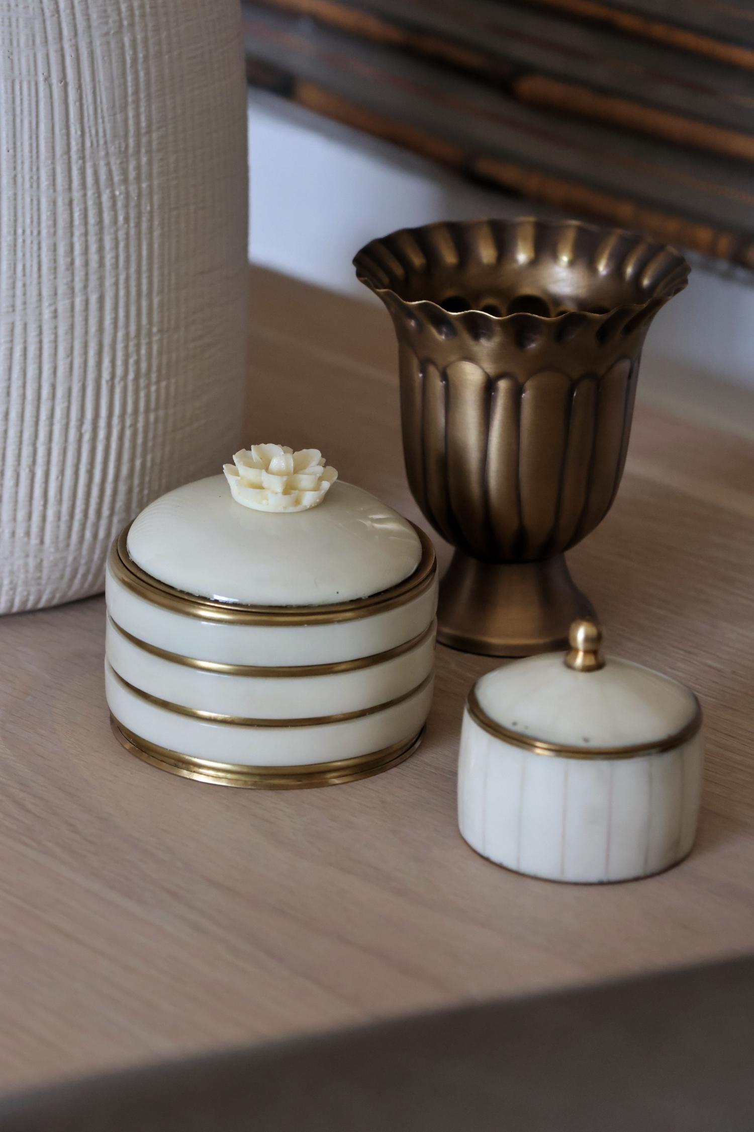 Melton Resin Round Boxes (Set of 2)