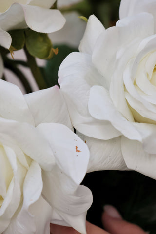 SECONDS Faux White Rose Bouquet 10 stems