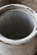 the inside of the bucklesham ultra-lite planter without the insert 